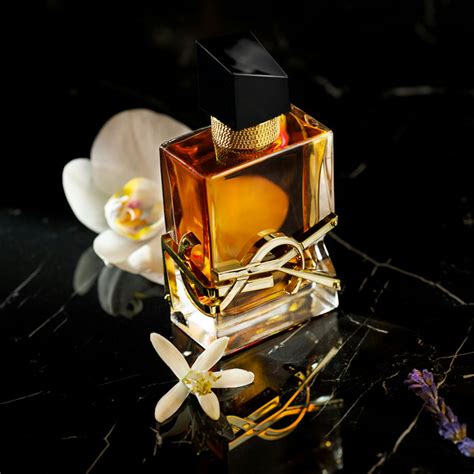 مكونات عطر ysl libreกระเป๋า ysl shopไทย
